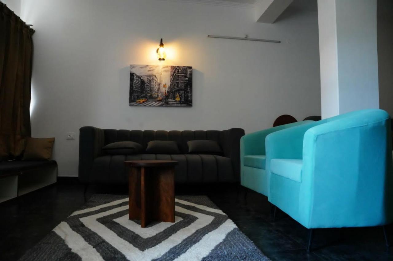 The Periwinkle Homestay Bhīm Tāl Exterior foto