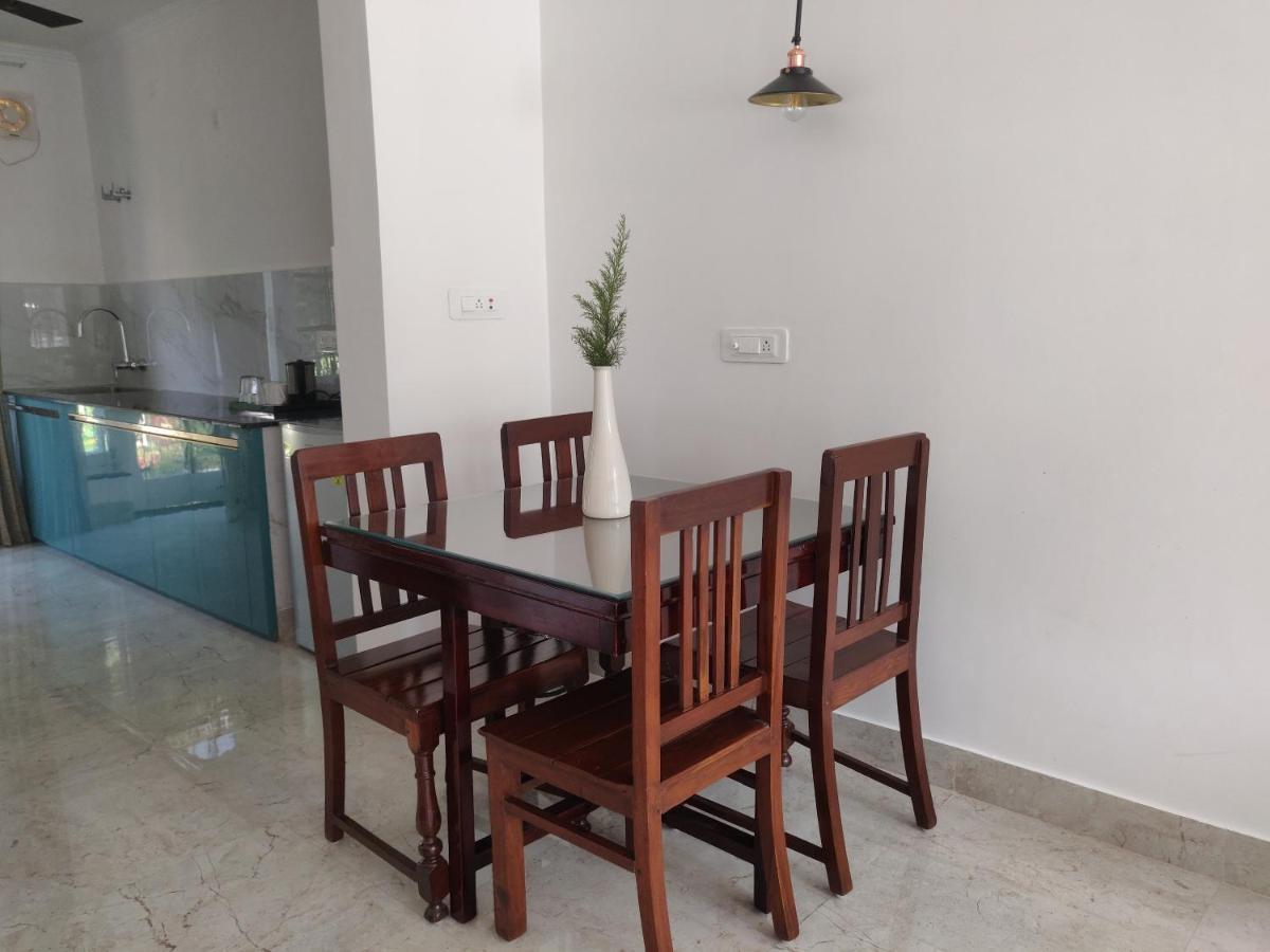 The Periwinkle Homestay Bhīm Tāl Exterior foto