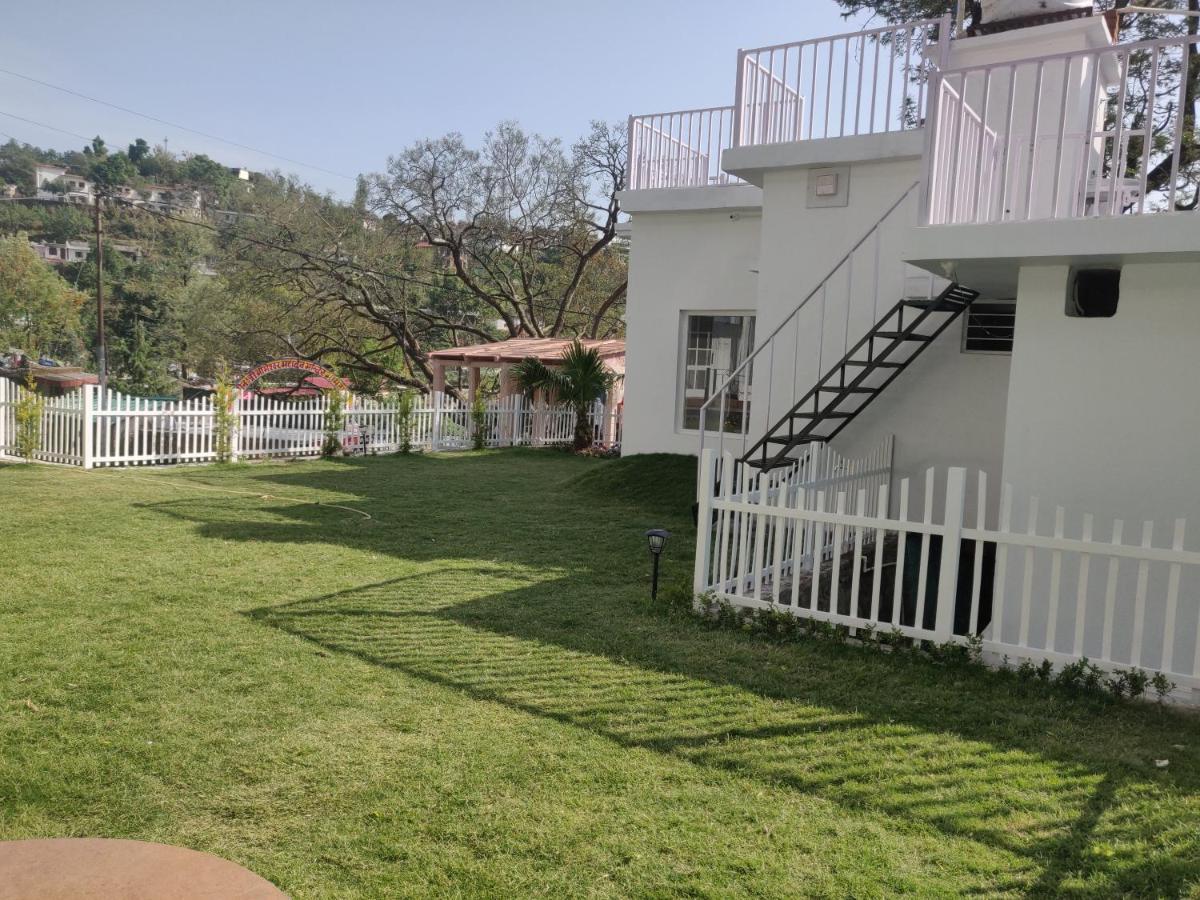 The Periwinkle Homestay Bhīm Tāl Exterior foto